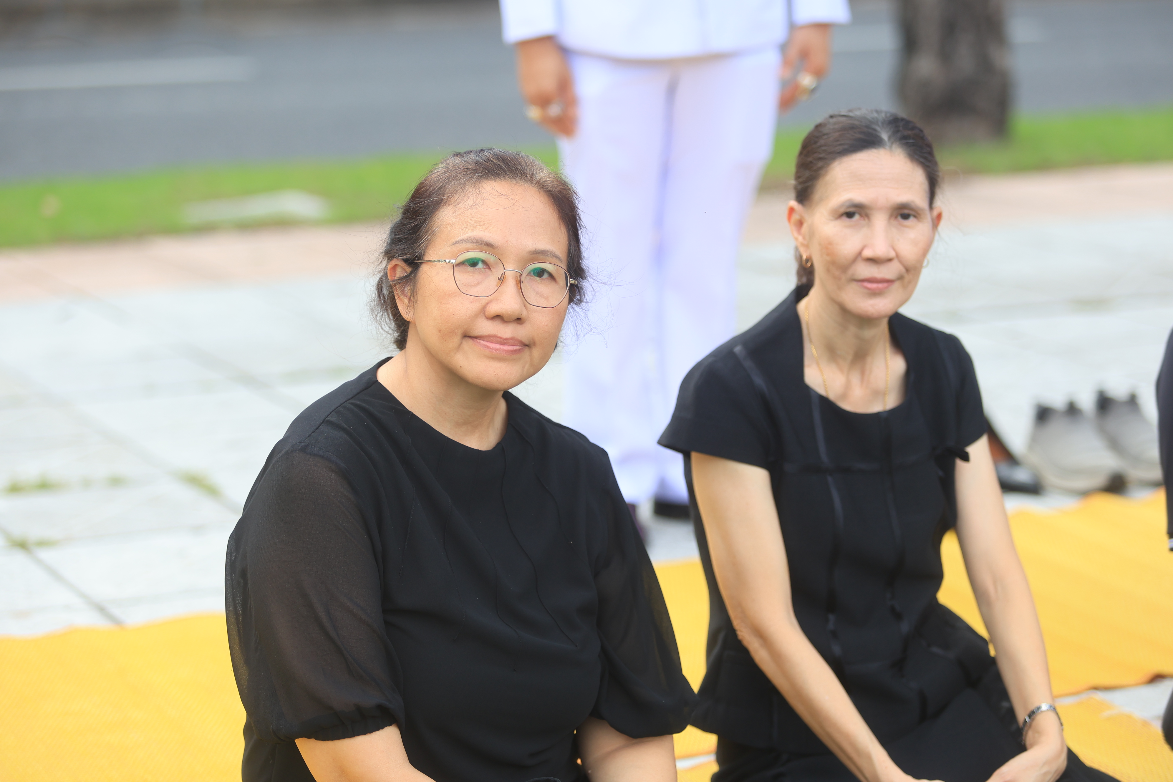 title - ส.ป.ก. ร่วมเข้าเฝ้าฯ และน้อมส่งเสด็จในการเคลื่อนขบวนอัญเชิญพระศพ สมเด็จพระเจ้าลูกเธอเจ้าฟ้าพัชรกิติยาภา นเรนทิราเทพยวดี กรมหลวงราชสาริณีสิริพัชร มหาวัชรราชธิดา สู่พระบรมมหาราชวัง